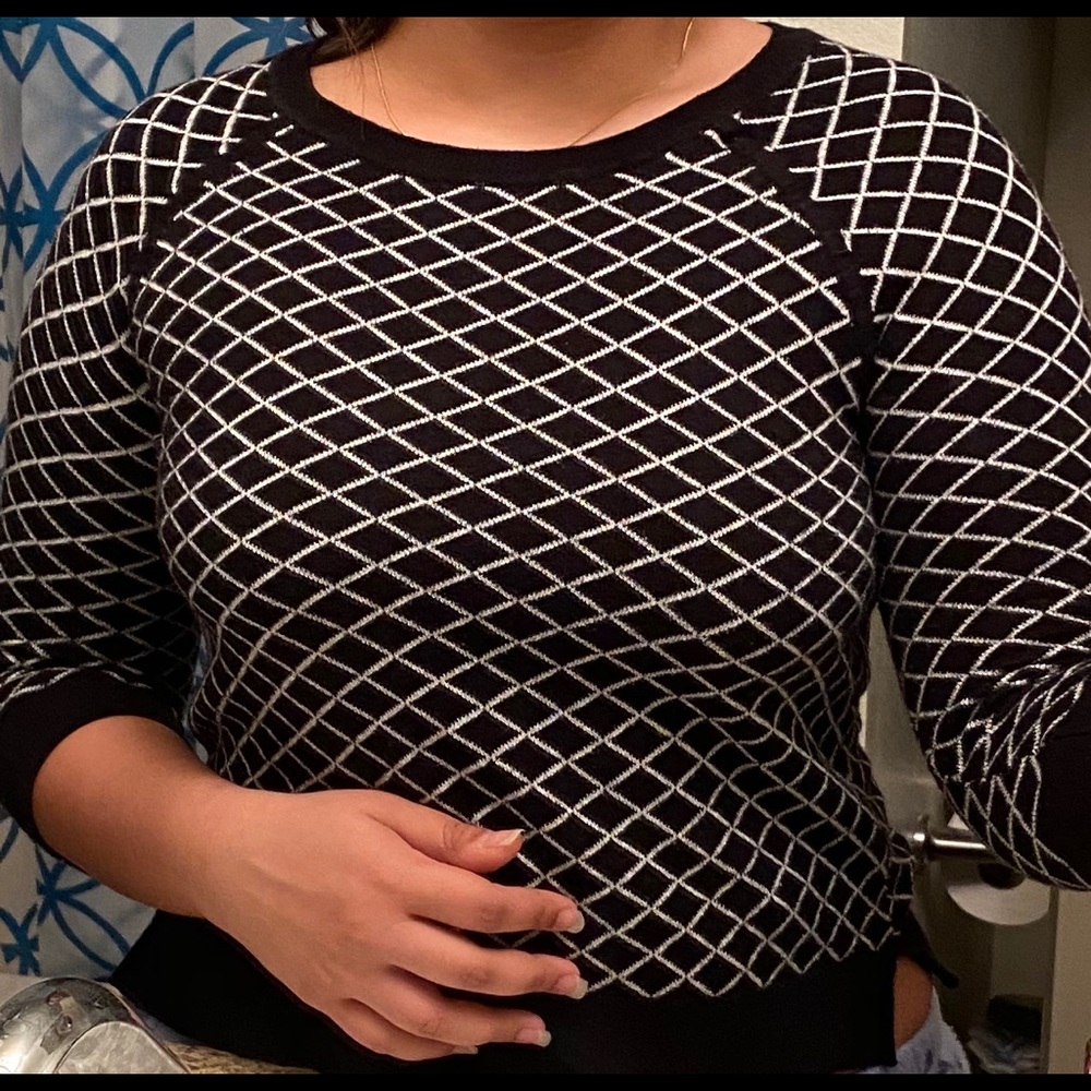 Sweater - Picture 3 of 4